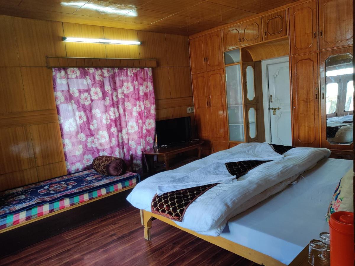 Youthok Guest House Leh Kültér fotó