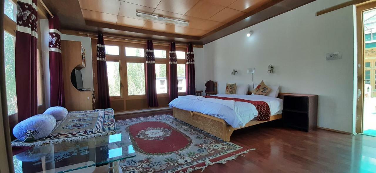 Youthok Guest House Leh Kültér fotó