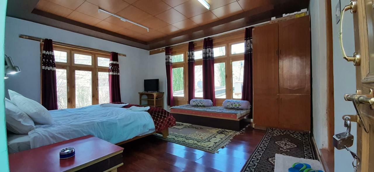 Youthok Guest House Leh Kültér fotó